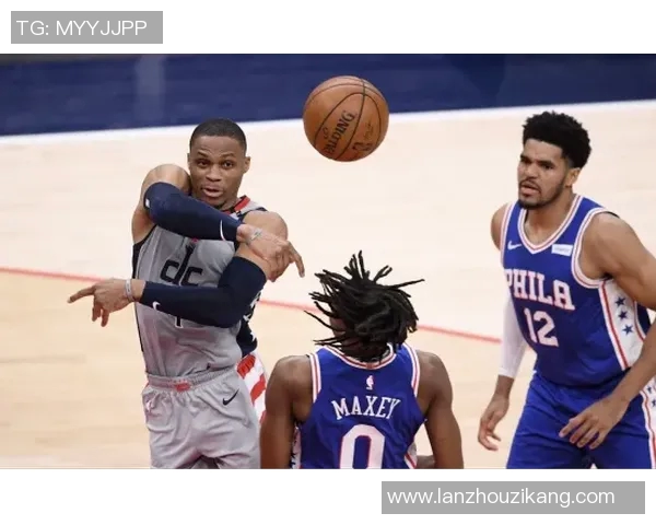 高诗岩三双助力山东客场逆转深圳克里斯豪取31分15篮板表现抢眼 高诗岩三双助力山东客场逆转深圳克里斯豪取31分15篮板表现抢眼